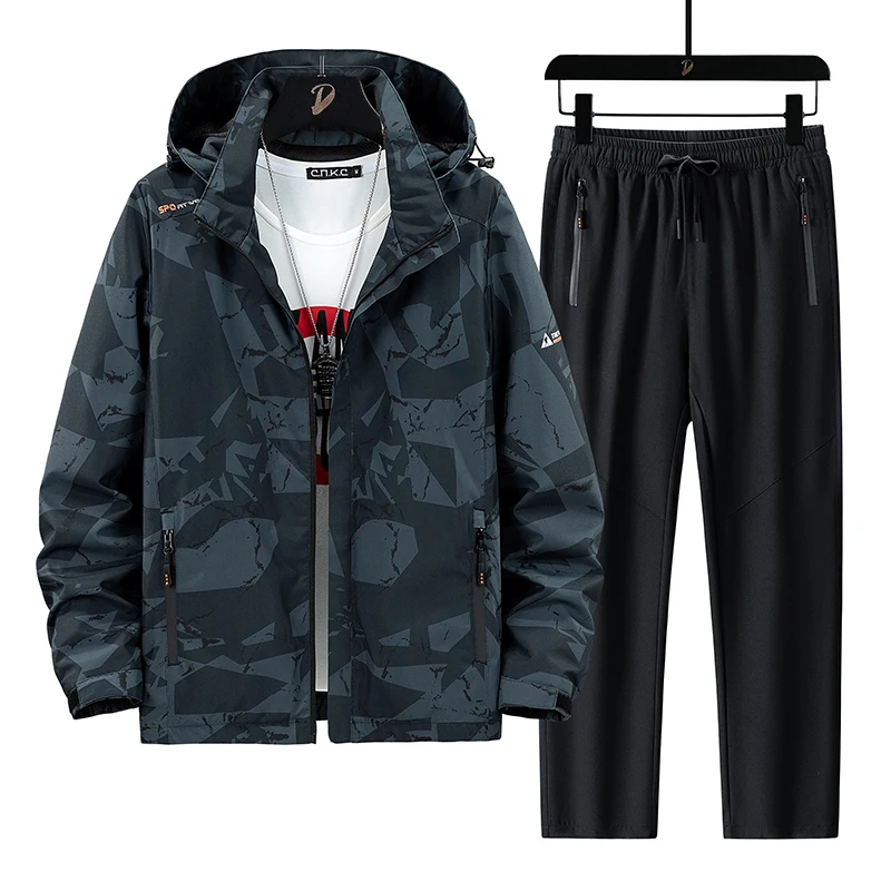 سترة هجومية سوداء عملية للرجال والنساء 2025 مجموعة بدلة المشي لمسافات طويلة في الهواء الطلق الجديدة لسترات الربيع والخريف للرجال