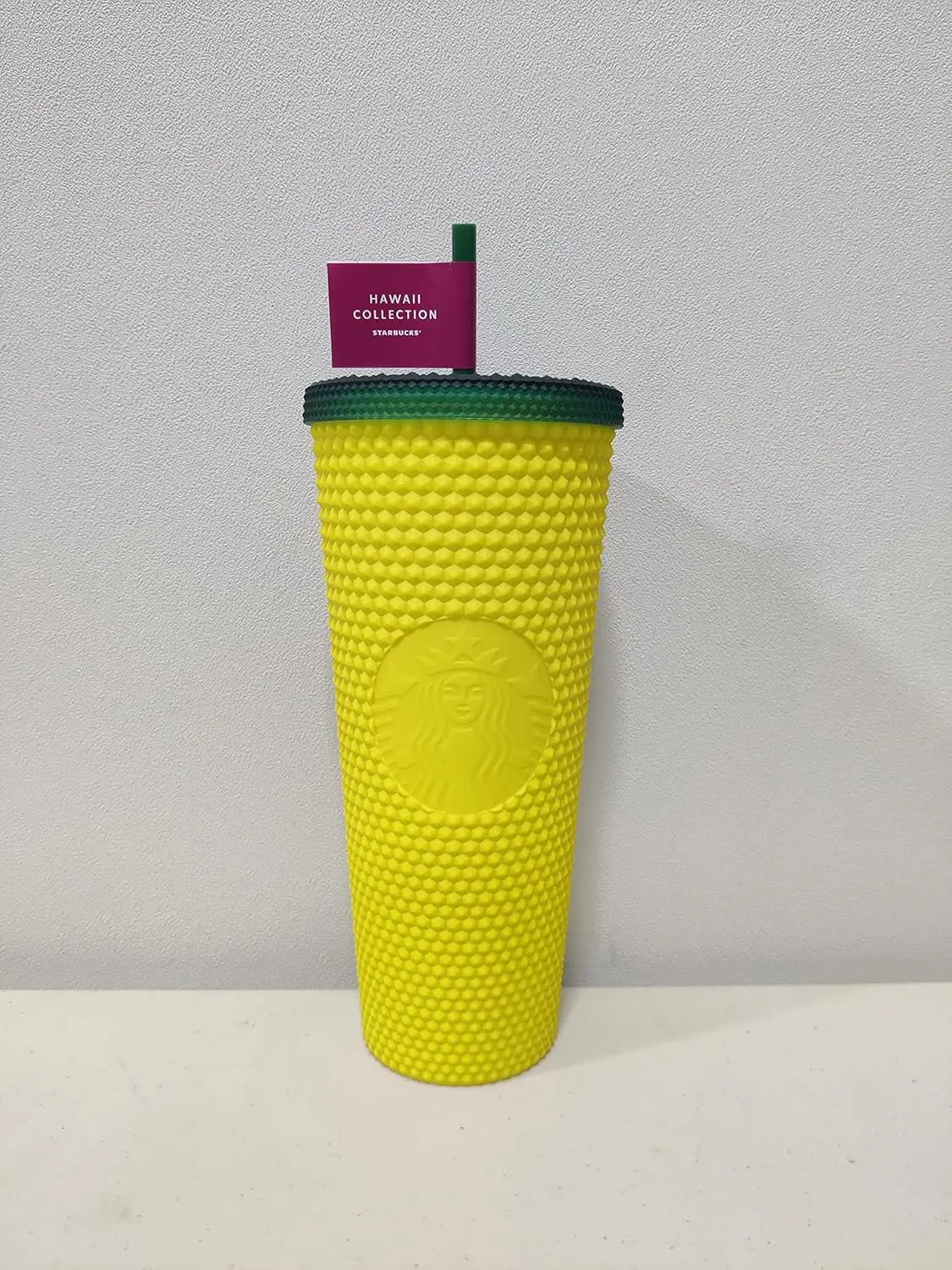 

Hawaii Collection Original Pineapple Studded Yellow Tumbler 24oz