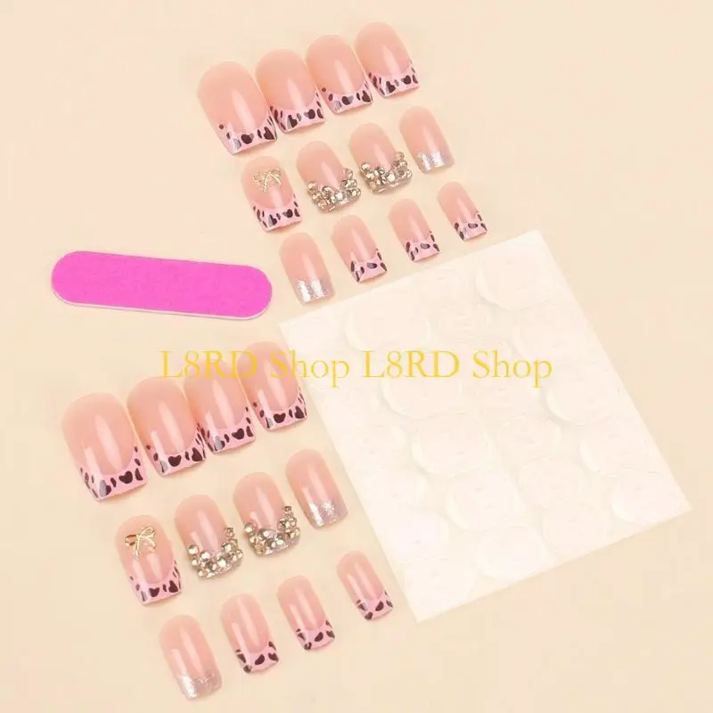 L8rd 24pcs Square Short Faux Français Presse mignonne sur bâton clous sur manucure clou avec des