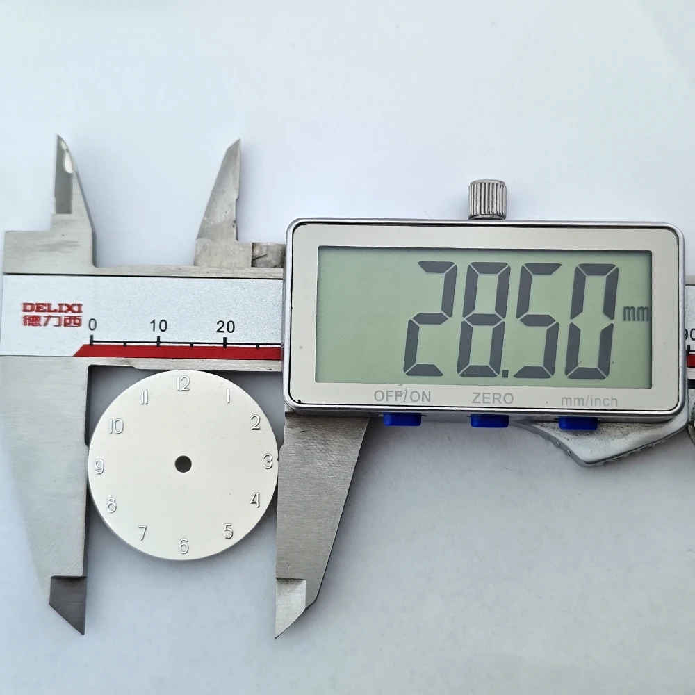 28.5mm Dial Nh35 Dial Nh36 Dial Arabic numerals Suitable For Nh35/36 Movement