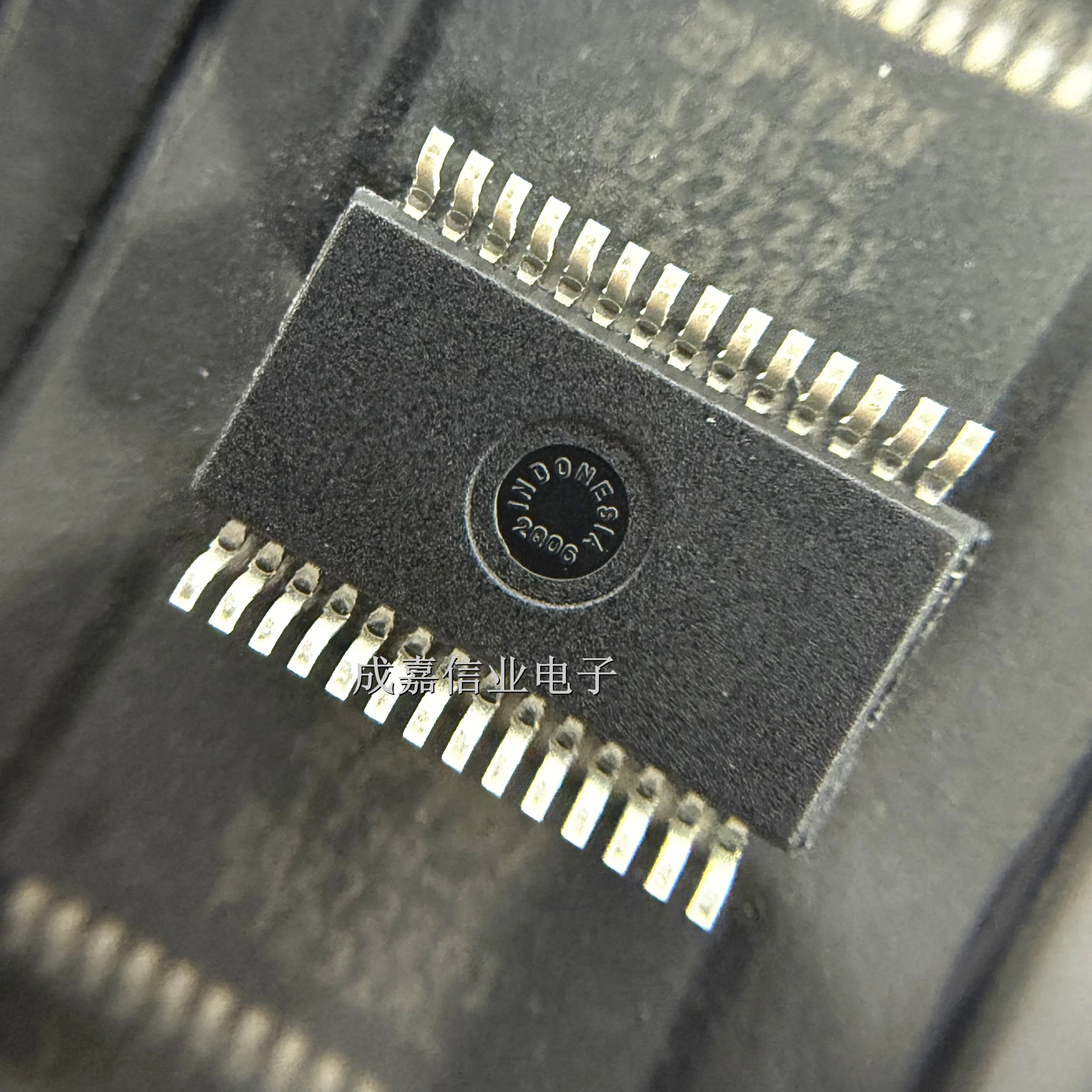 5pcs/Lot FT232RL-REEL SSOP-28 FT232RL USB Interface IC USB to Serial UART Enhanced IC Operating Temperature:- 40 C-+ 85 C