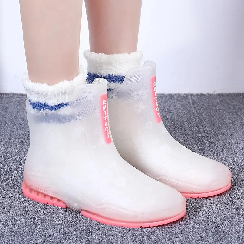 Lady\'s Transparent Crystal Rain Boots Summer Outdoor Non-slip Waterproof Shoes Women Girls Fashion Rain On foot School Boots