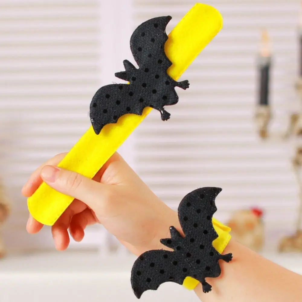 

Cute Pumpkin Halloween Slap Bracelets Spider Ghost Pop Circle Wristband Witch Hat Felt Wool Hands Clap Circle Party Decoration