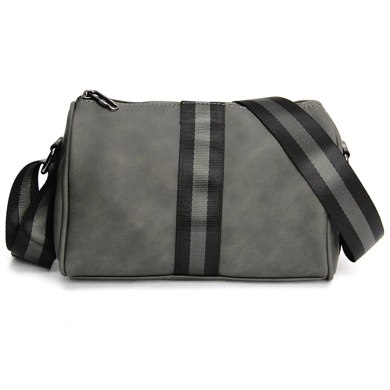 Versatile and Spacious Shoulder Bag for Everyday Use