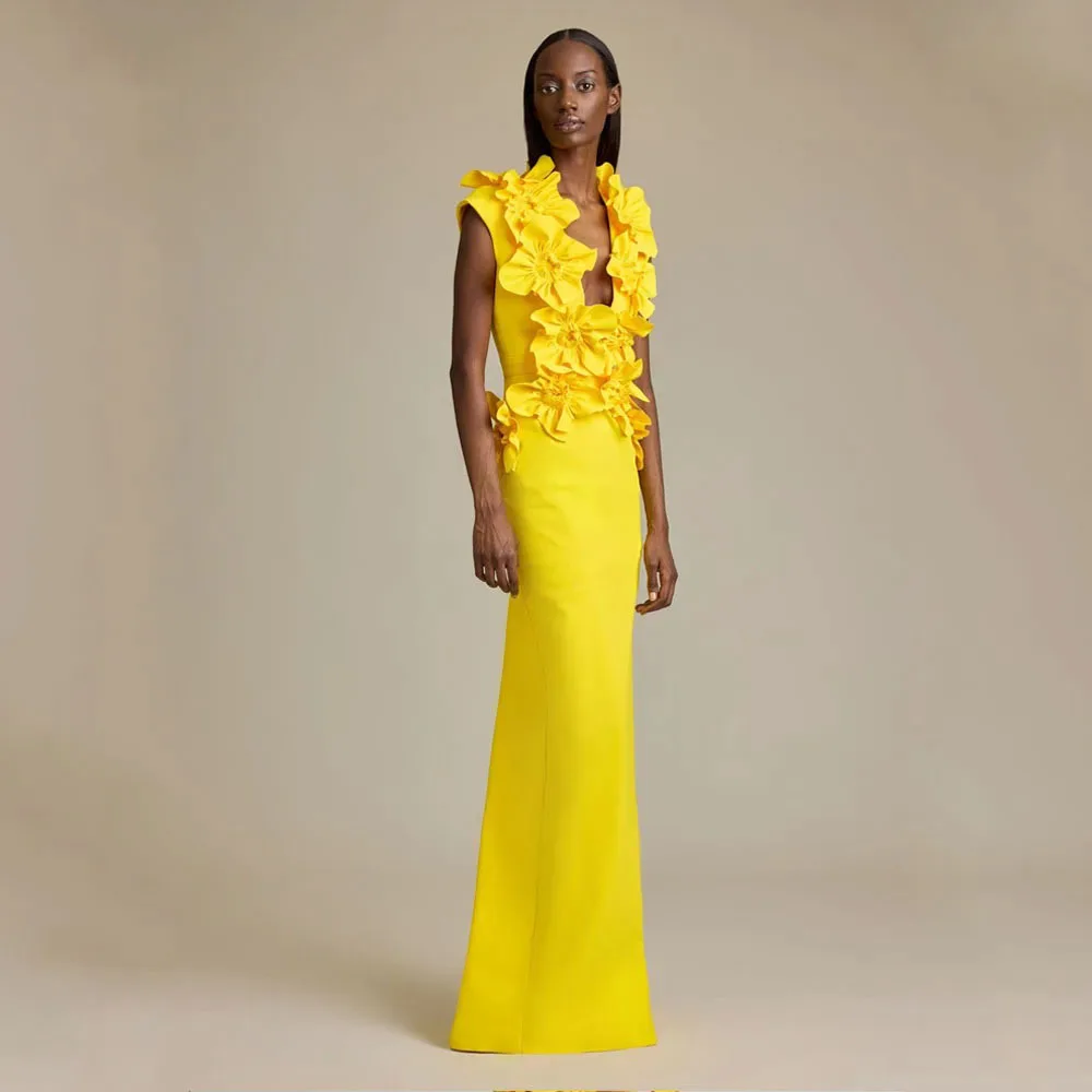 

Simple Yellow Deep V-Neck 3D Flowers Crepe Mermaid Prom dress 2024 Slim Sleeveless Floor-Length Formal Evening DressCL-767