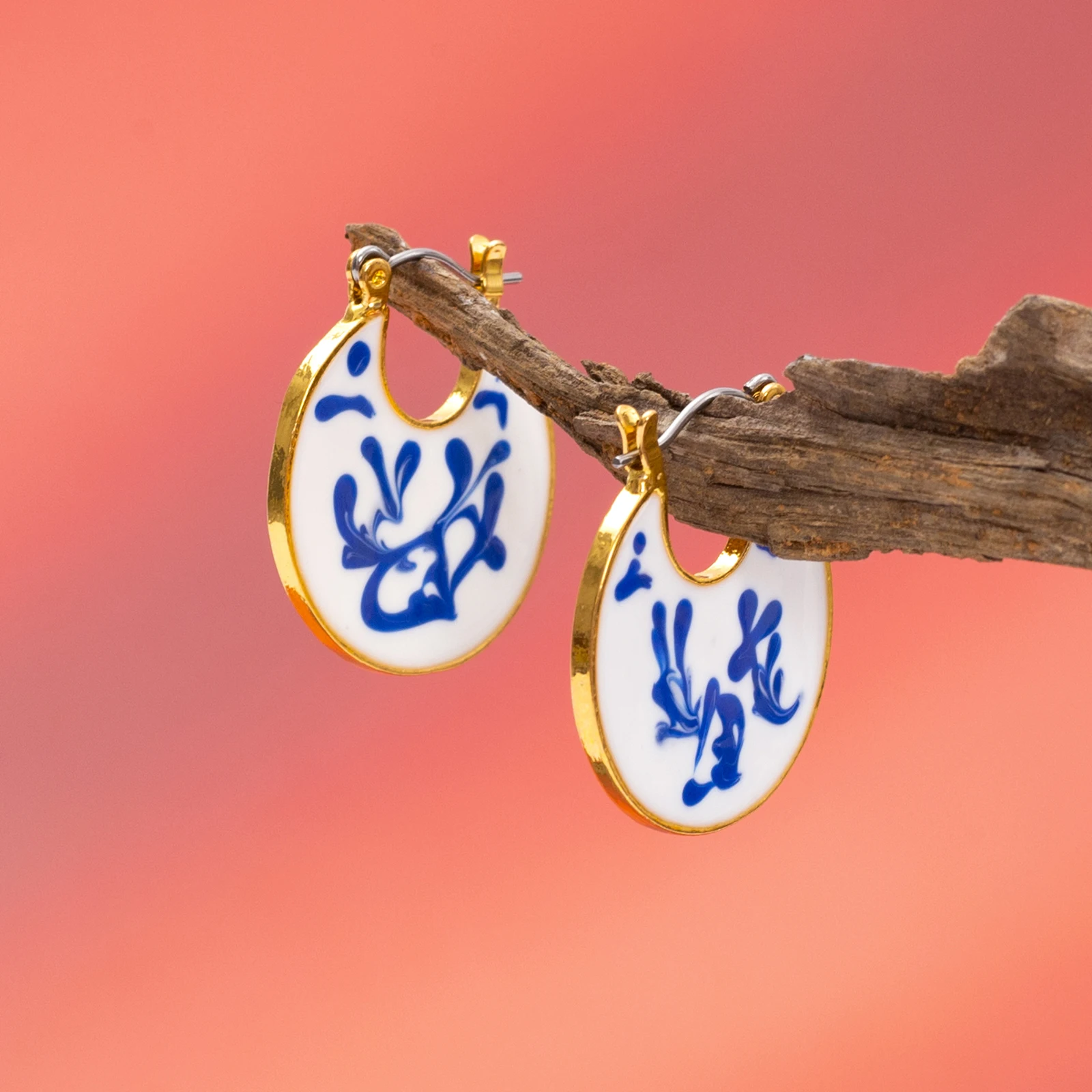 Blue and White Porcelain Earrings: Elegant and Timeless Jewelry Pieces…