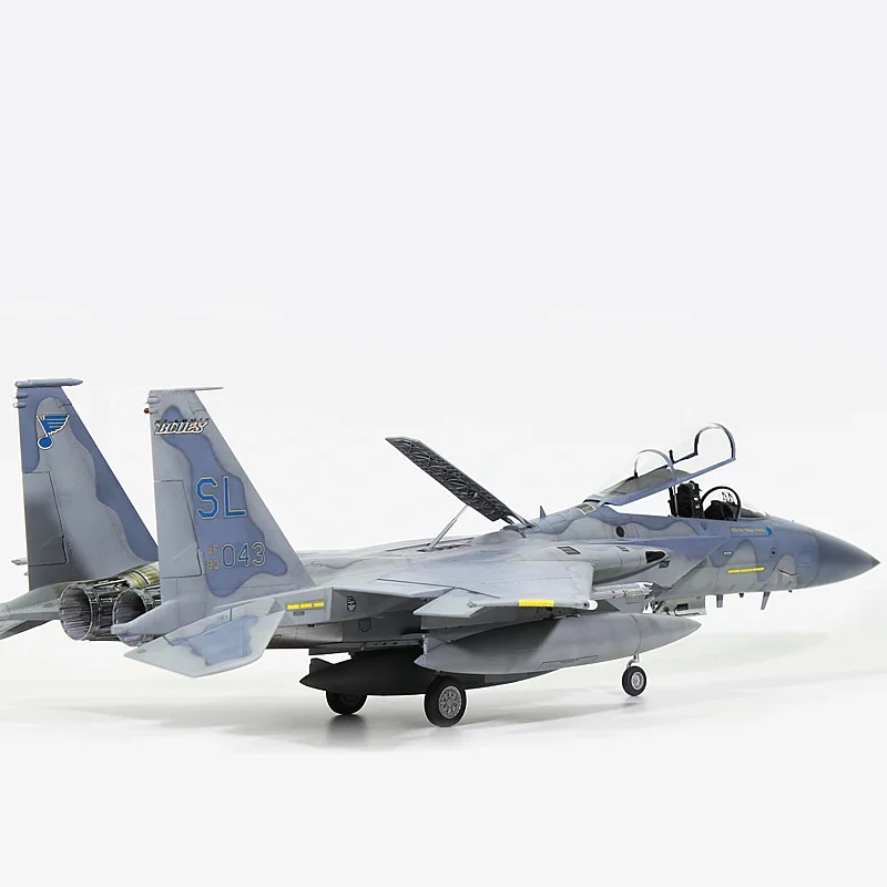 Great Wall hobby L4817 plastic assembled aircraft model kit Air Guard F-15C single seat fighter 1/48