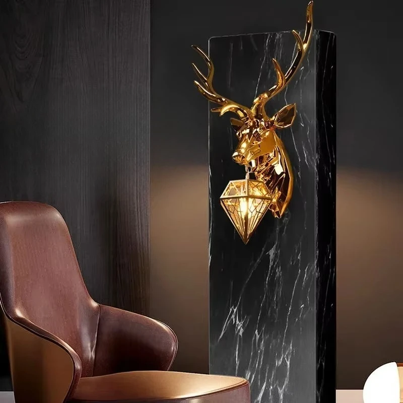 

Gilded Deer Head Wall Lamp American Retro Home Decor Entrance Staircase Living Room Background Wall Lamp Resin Glass LED Lights