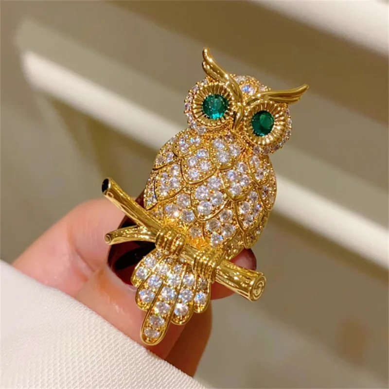 Mode Exquisite Eule Brosche Vintage Temperament Funkelnden Diamant Tier Pins Für Frauen Männer Kleidung Zubehör Schmuck Geschenke