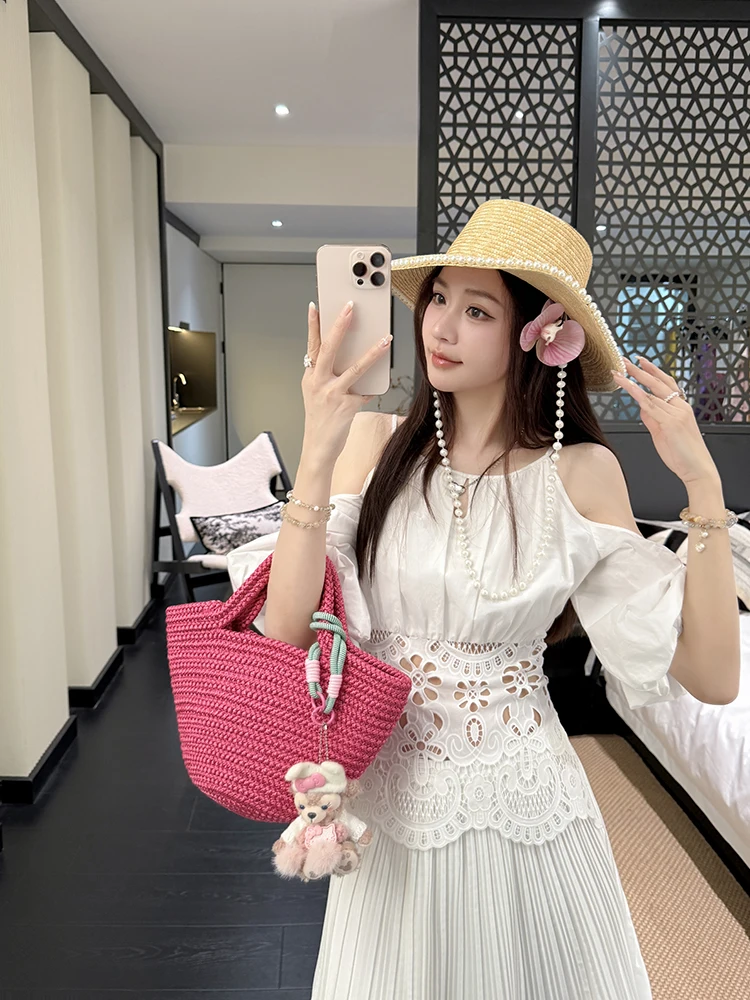 

White Lace Hollow out Embroidery oulder Baring Strap Top Korean Sle Commute Faion ZSS Summer 2025 Cotton Bell Sve