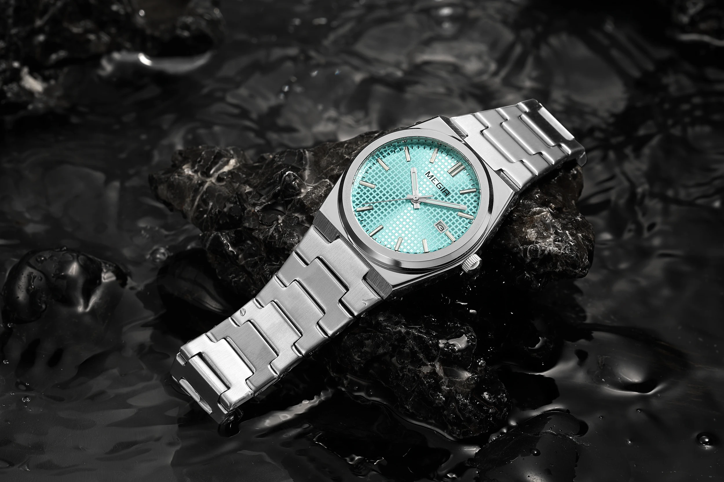 

MEGIR 1086 Luxury Business Men Watch Stainless Steel Band Calendar Luminous Hands 3 ATM Waterproof Quartz Watches