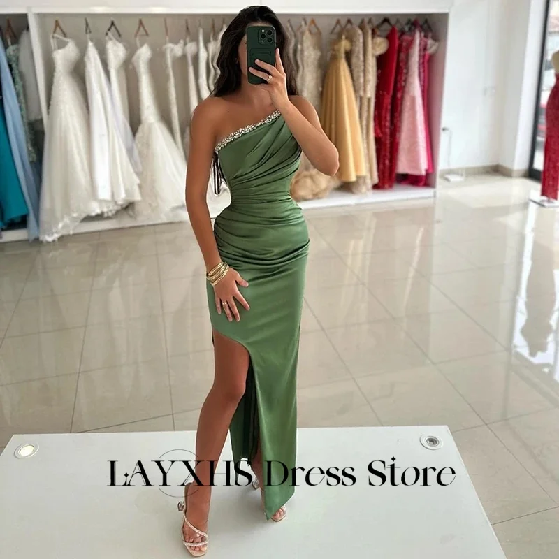 LAYXHS เซ็กซี่สีเขียวไหล่ชุดราตรีเงาประดับด้วยลูกปัดด้านข้างข้อเท้า-ความยาวพรรคอย่างเป็นทางการชุดที่กําหนดเอง FBستانة