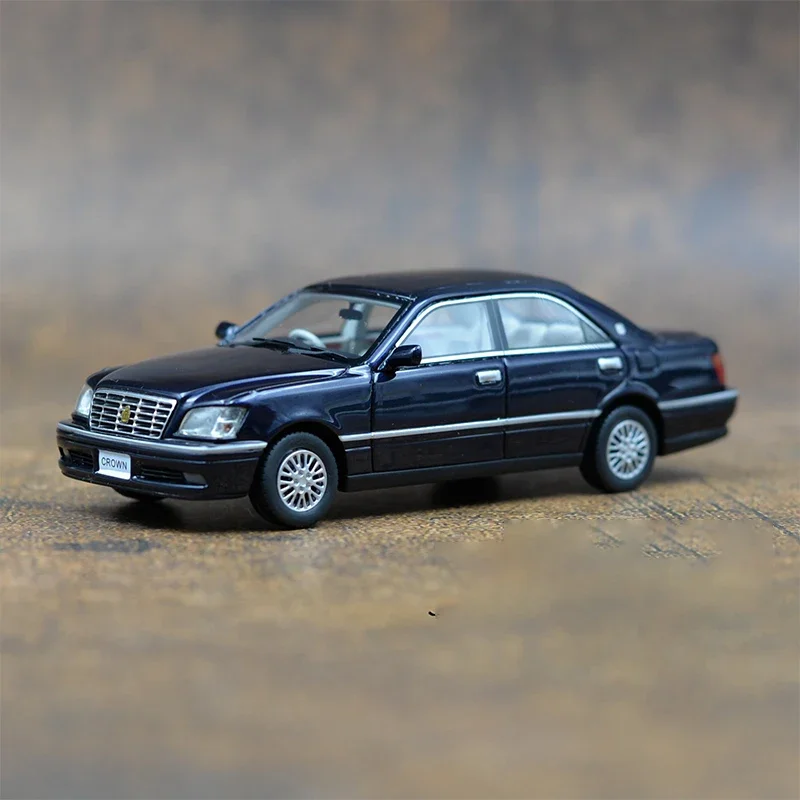 Original 1/43 Scale Toyota Crown Royal Saloon G Simulation Resin Car Model Static Display Collectible Toy Gift Souvenir