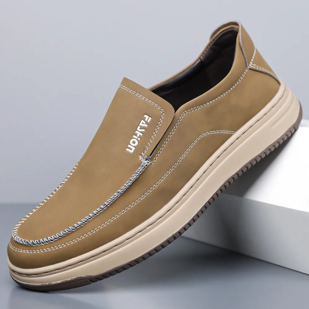 Designer Fashion New Men's Lightweight Patent Leather Thick-soled Platform Shoes Male Walking Sneakers Footwears Zapambre 1 sold