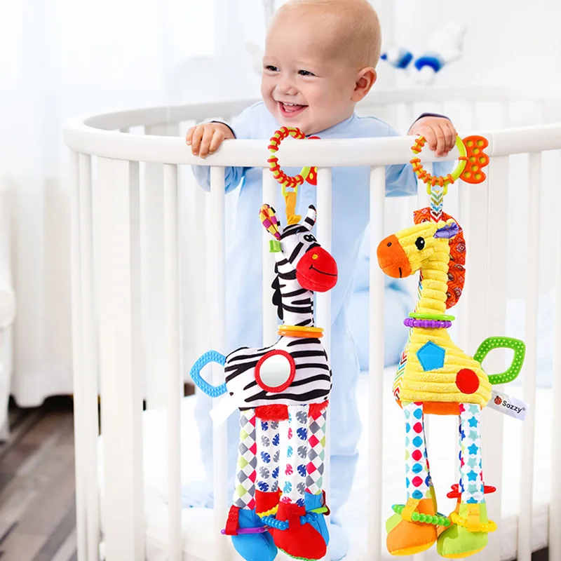 Jouet suspendu en peluche girafe/zèbre pour bébé - Jouet d'activité pour siège auto et poussette avec hochets et anneaux de dentition, jouet sensoriel pour nouveau-nés
