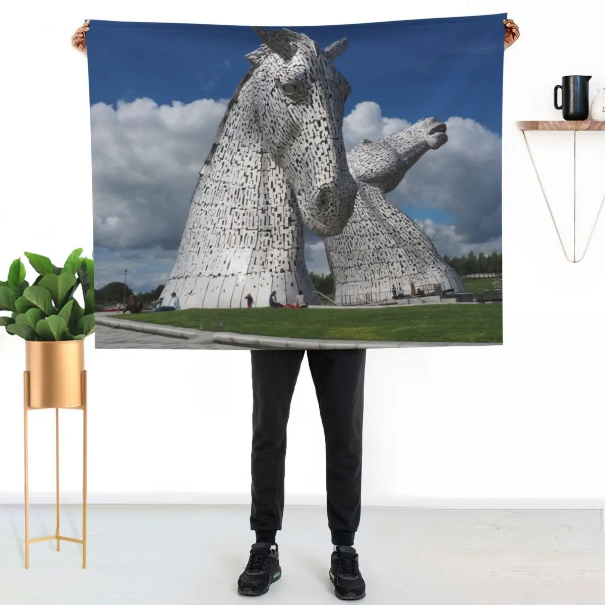 The Kelpies , Helix Park , Falkirk Throw Blanket Thins for babies for winter Decoratives Bed Thermals For Travel Blankets