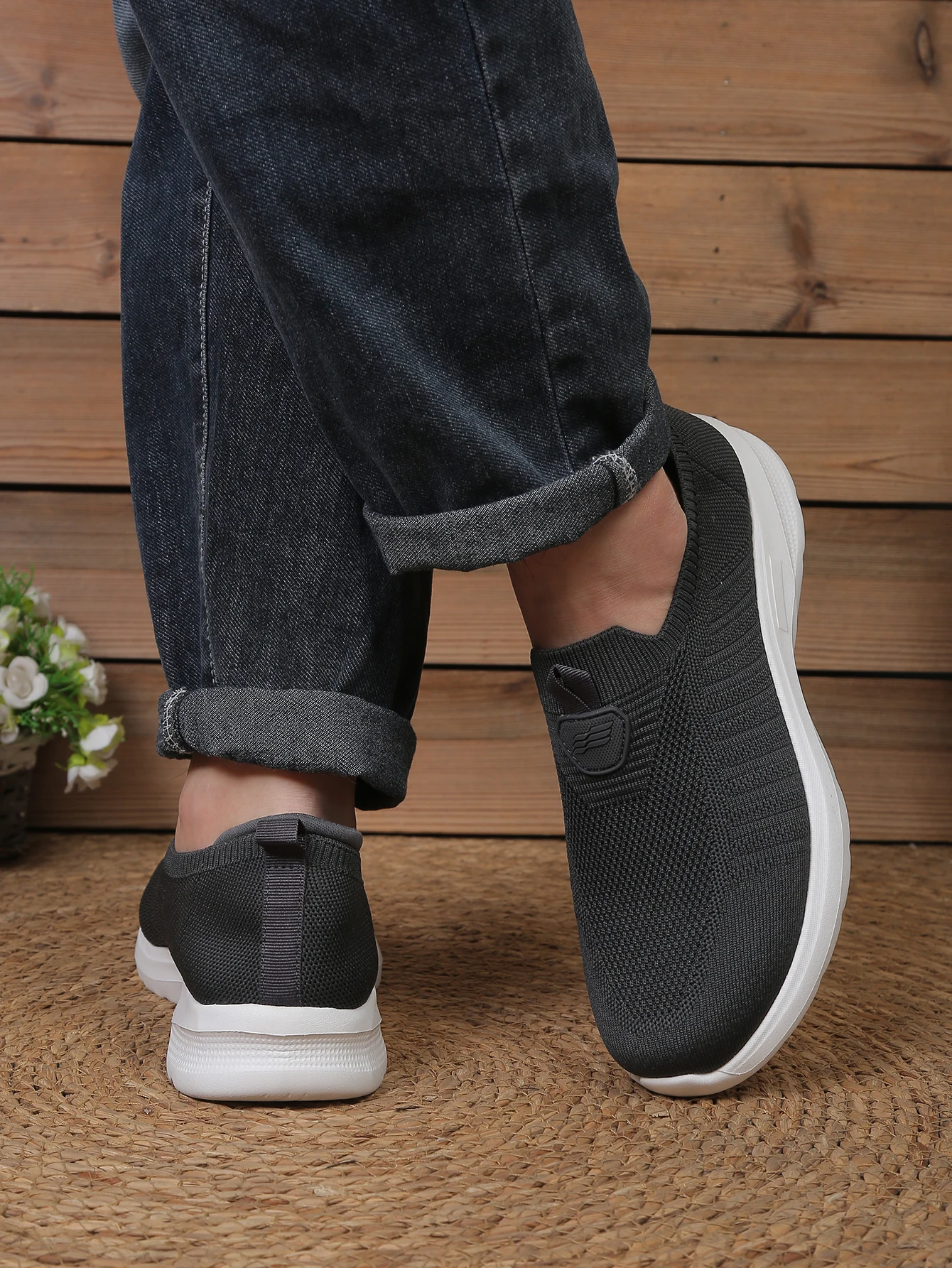 Herren Leichte Wanderschuhe Atmungsaktives Mesh-Obermaterial Gepolsterte Sohle Bequeme Freizeitschuhe für Männer – Detail 17
