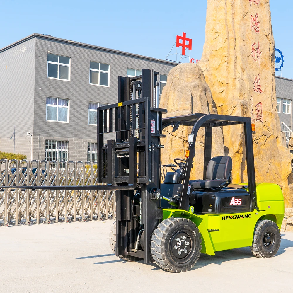 HOT Diesel Forklift All Terrain Diesel Forklift 3.5 tons Diesel Engine Hydraulic Power Euro5 Engineering Household Customization