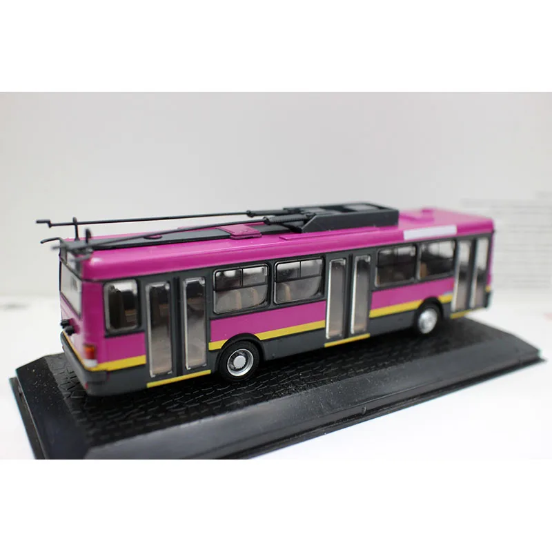 Diecast Alloy 1:76 Scale Ikarus 415T 1992 Bus Cars Model Adult Toys Nostalgia Defective product Only Selling Car Models