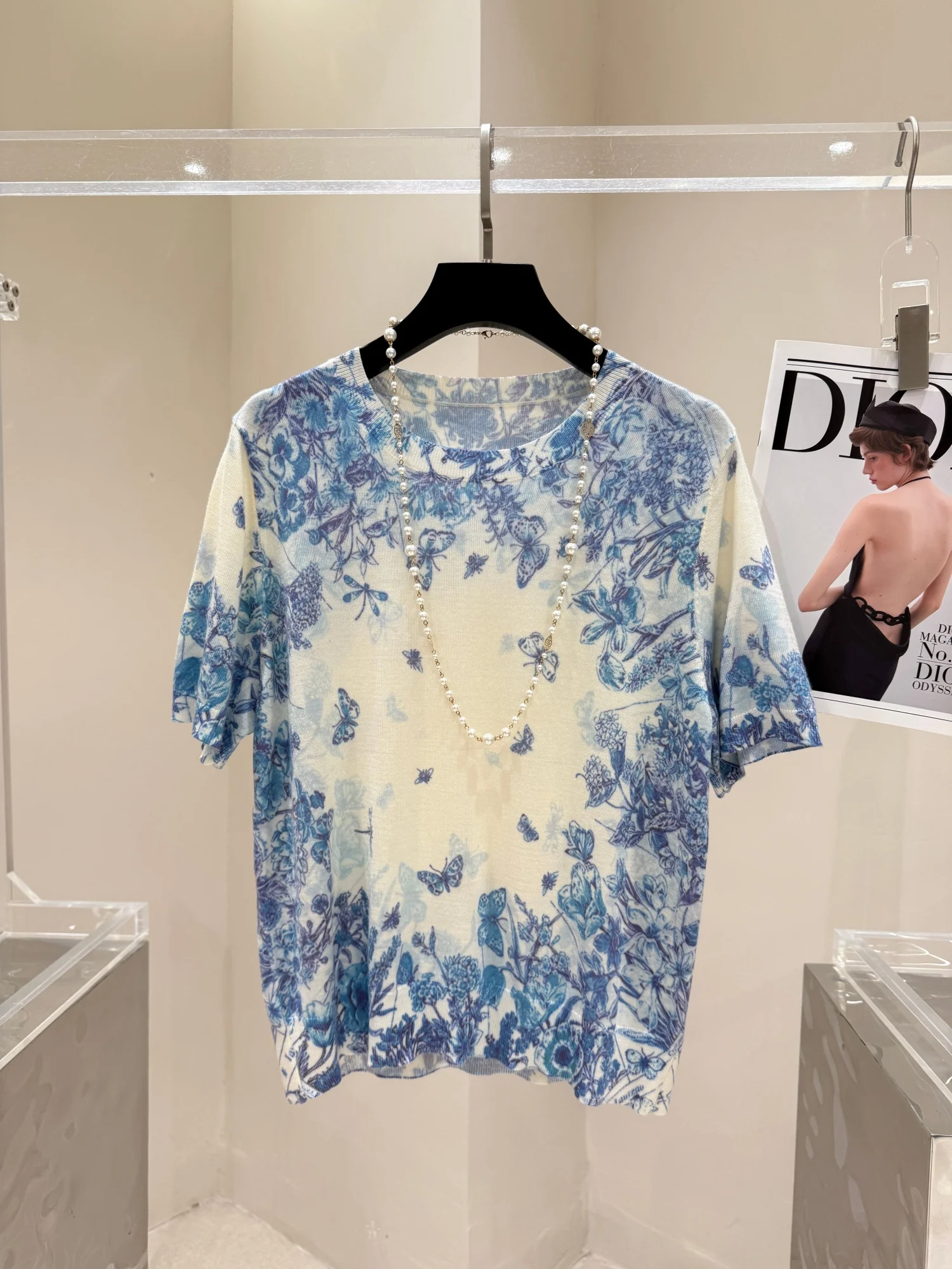 

Элегантный трикотажный топ с принтом и коротким рукавом для женщин среднего и старшего возраста, из дышащей шерстяной ткани, с круглым вырезом