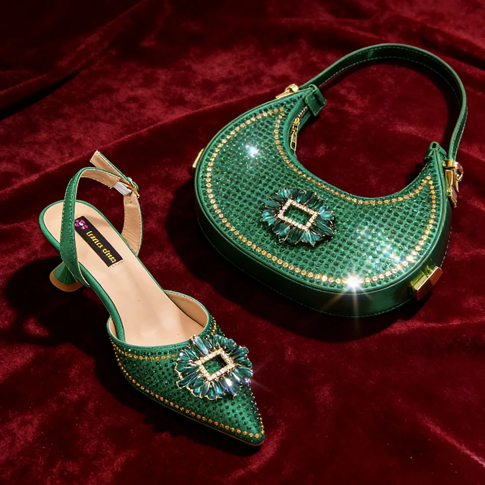 

Stylish Nigerian Women's Party Shoe and Handbag Set – Classic Pointed Toe Medium Heel Footwear for Special Occasions
