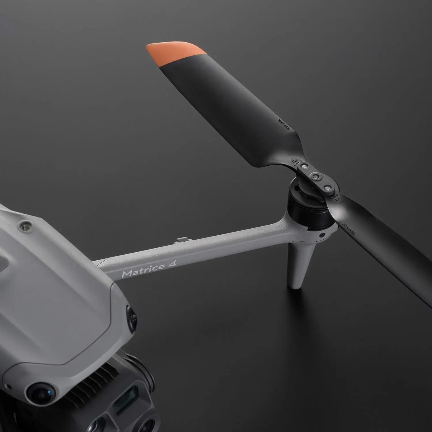 للمراوح الصامتة من سلسلة D-ji Matrice4 - شفرات منخفضة الضوضاء لملحقات استبدال الطائرة بدون طيار Matrice 4T، 4E، 4D