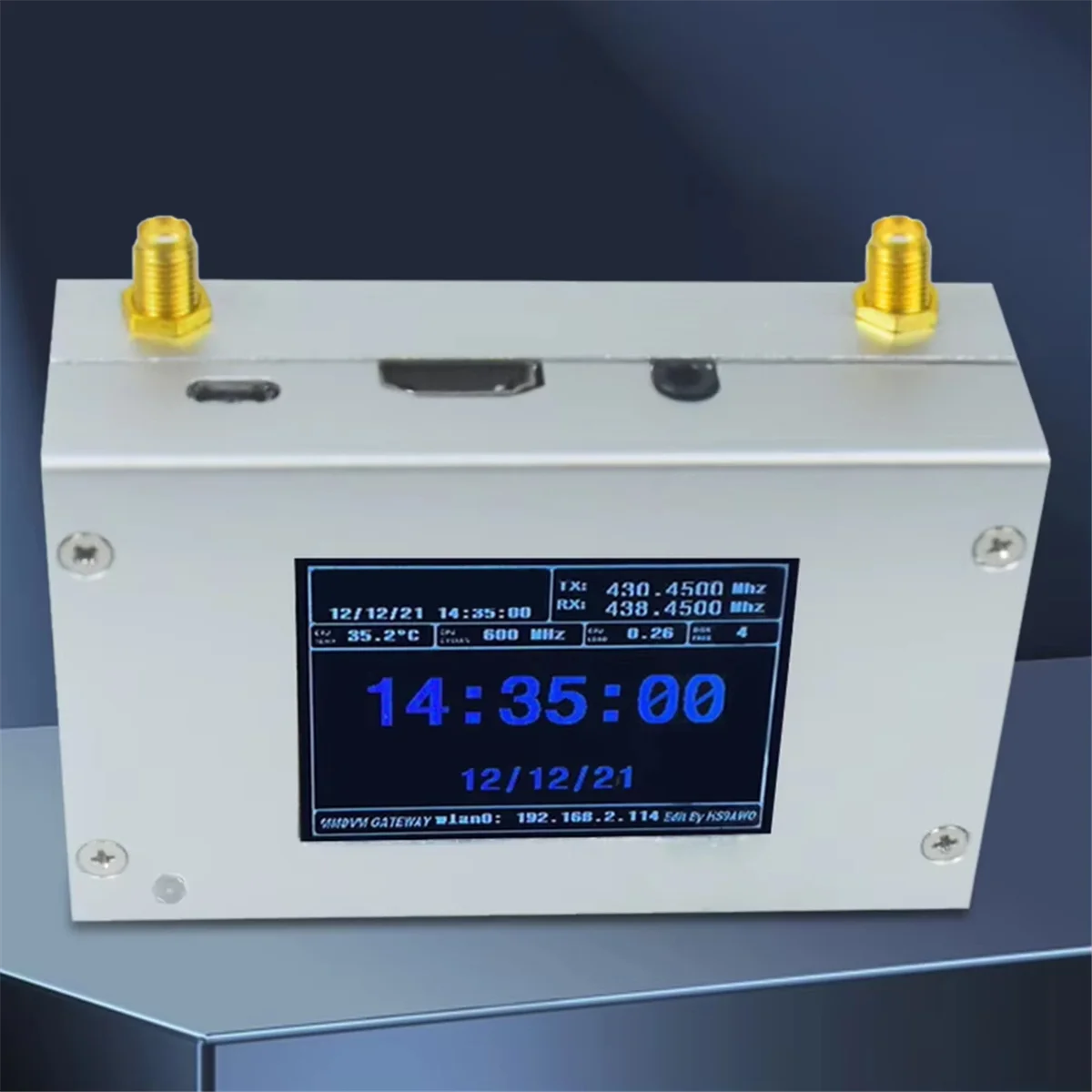 A03R Duplex Hotspot W/ Aluminum Alloy Shell Color Display Screen Supporting for C4FM/DMR/DSTAR P25 with Raspberry Pi1B+
