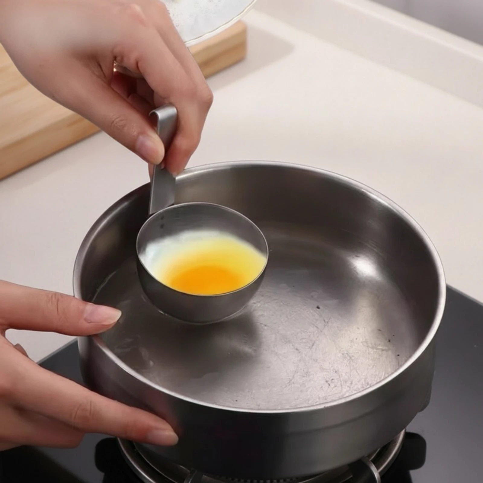Egg Poaching Cup with Hanging Hook Compact Kitchen Utensil Cookware Easy to Clean for Home Cooking, Breakfast