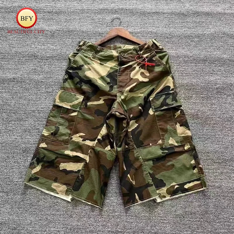 

Heavyweight Camouflage Cropped Splice Vintage Workwear 7/10 Shorts Green Multi-Pocket Mens Womens Outdoor Casual Shorts