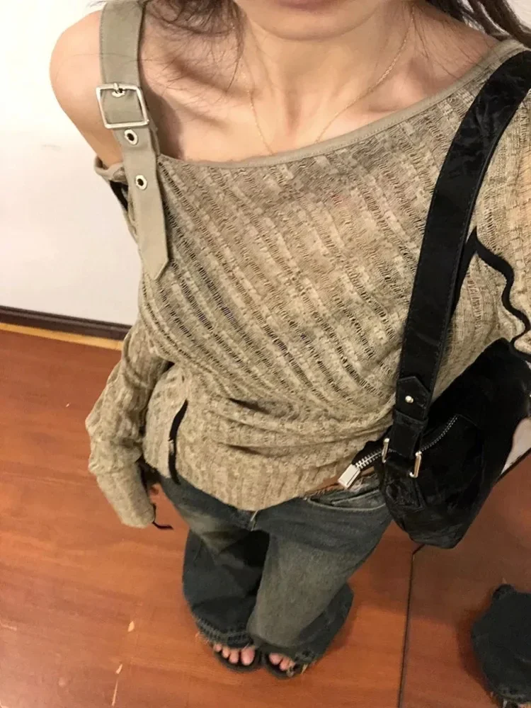 2023 moda coreana con spalle scoperte t-shirt donna Casual Slim scava fuori top lavorati a maglia Y2k Patchwork Tees abbigliamento femminile