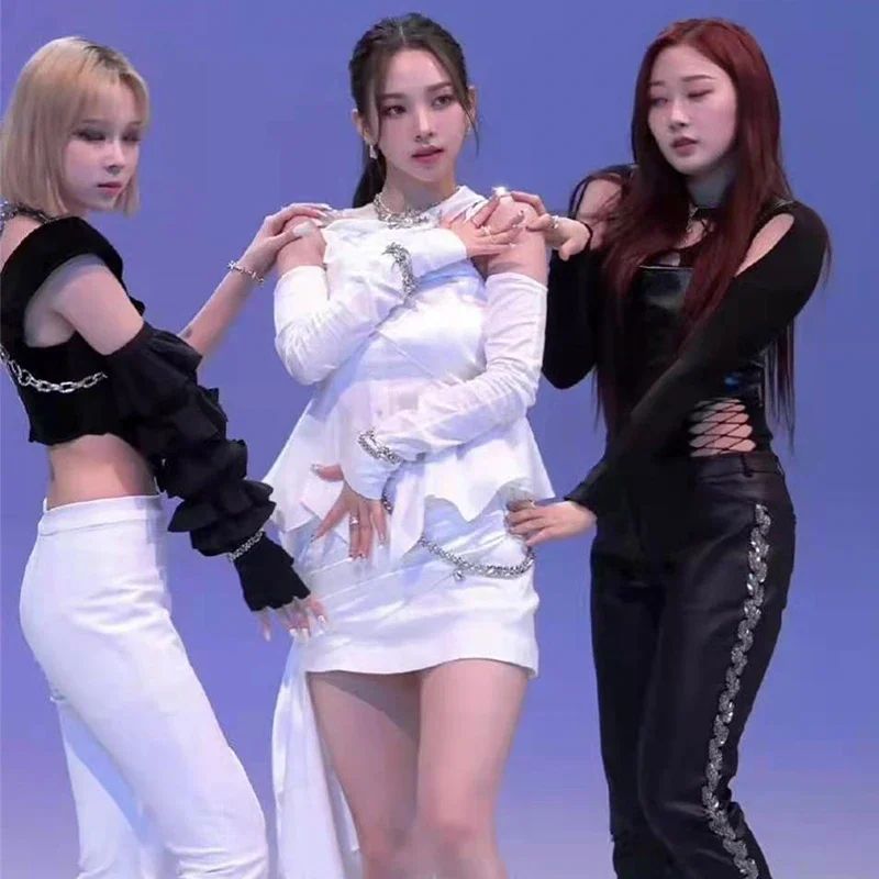 

Женский костюм асимметричного покроя Y2k, белый костюм певицы, топ, юбка, одежда для выступлений, одежда для джазовых танцев