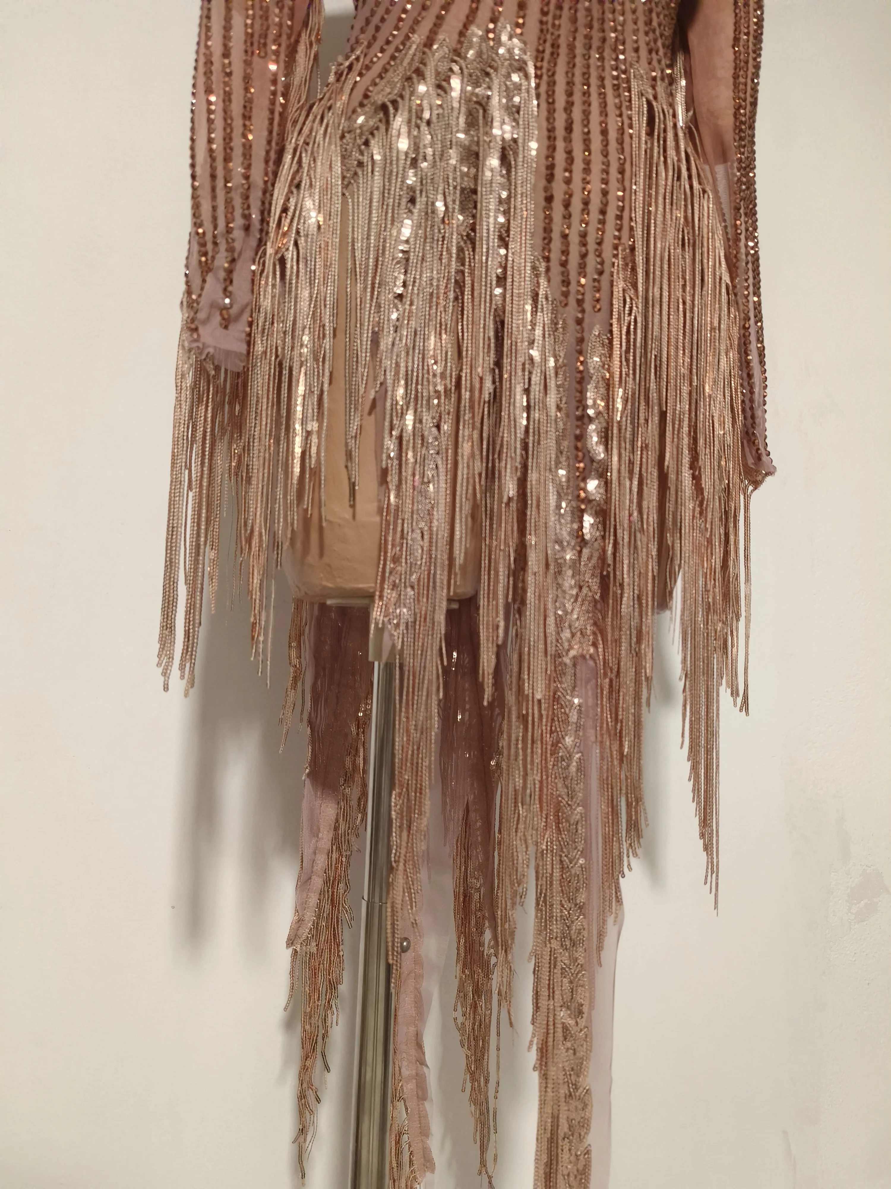 سباركلي حجر الراين الترتر شرابة مثير شبكة طويلة الأكمام فستان شفاف المرأة مساء حفلة عيد ميلاد ملهى ليلي المغني المرحلة الزي #5