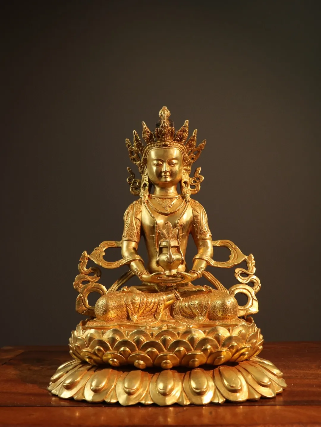 Tibetan Old Yellow Copper Buddha Pure Copper Gilded Guanyin Longevity Buddha Tara Home Buddha Hall Supplies 32cm Antique Decorat