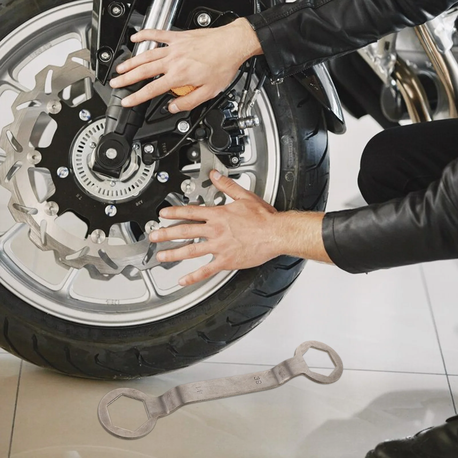 

Double End Ratcheting Motorcycle Wrench Portable Tool for Scooter Clutch Belt Pulley Maintenance and Repair Durable