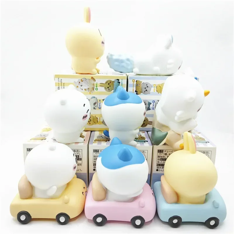 Auto-deprecatrice Orso Auto Usagi Chiikawa Modello di personaggio dei cartoni animati animato レン3 Ornamenti Bambola Statua Ornamenti per il desktop Regalo