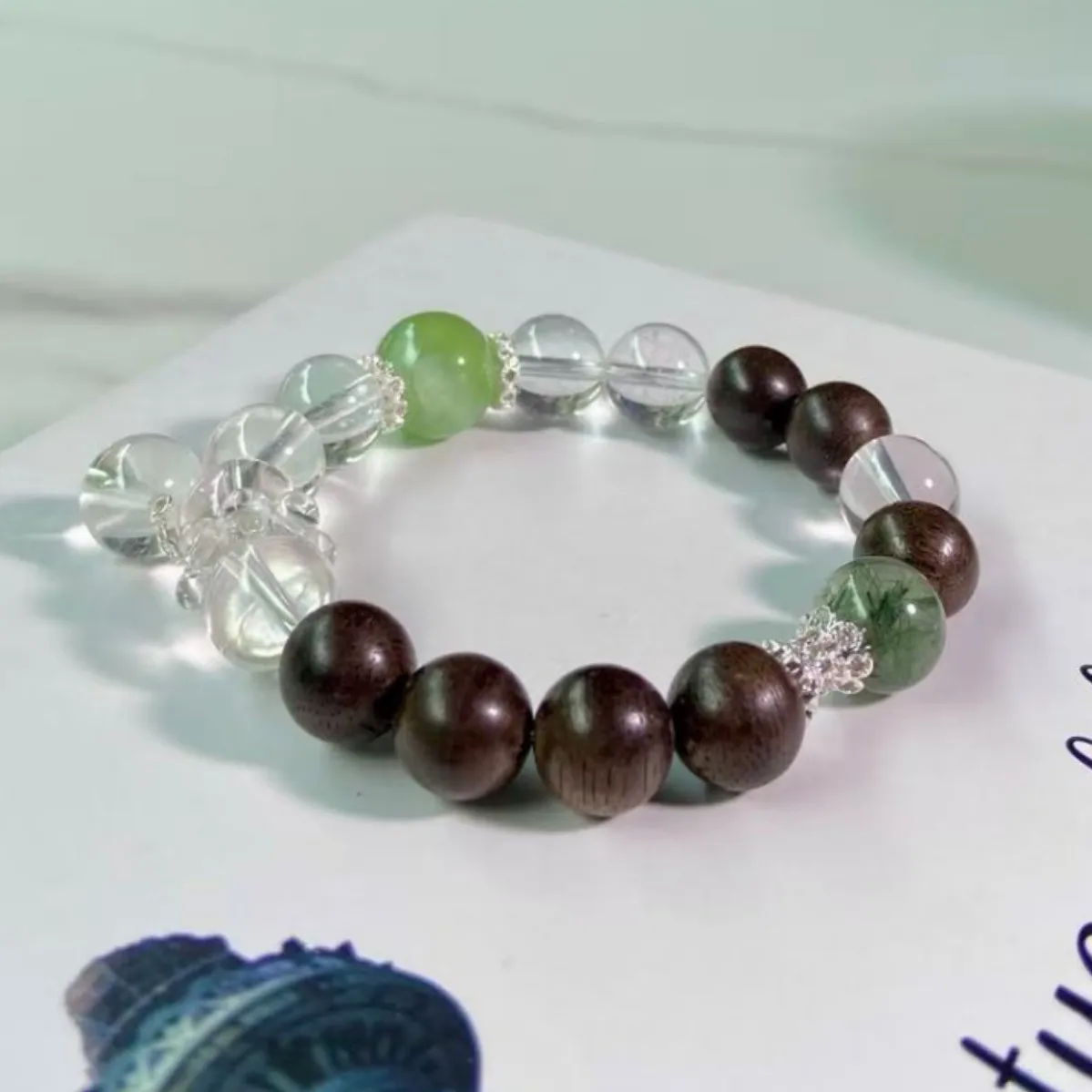 

Natural White Crystal Bracelet White Asai Sandalwood Qingti Milk Cover Ladies Retro Bracelet