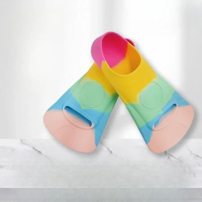 

Swimming Fins Men's and Women's Freestyle Frog Silicone Short Fins Adult and Children's Professional Diving Training Frog Shoes