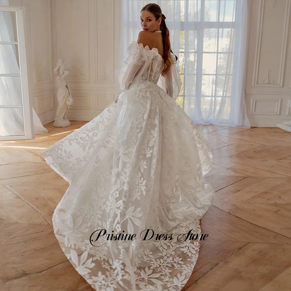 Splendido abito da sposa con spalle scoperte per la sposa Abito da sposa sexy senza spalline in tulle di pizzo con applicazioni Vestido De Novia personalizzato