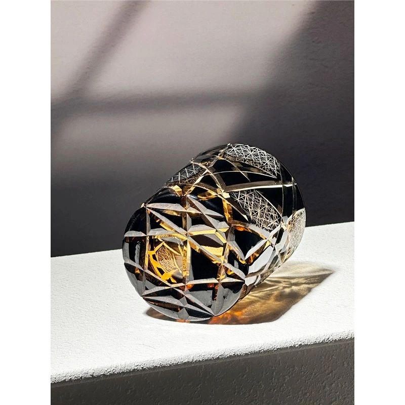 

Exquisite Ragnarok Personalized Edo Kiriko Hand-carved Crystal Whiskey Glass - A Masterpiece of Japanese Craftsmanship