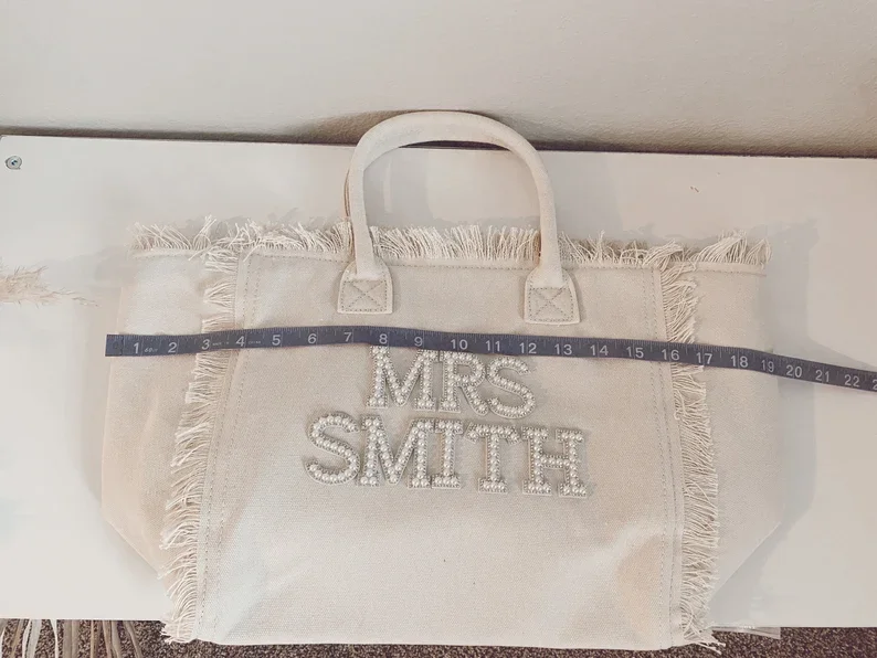 Sommer-Tragetasche für die Braut |   Brautjungfern-Tasche |   Geschenk für die Braut | Flitterwochenbeutel |   Flitterwochen-Tasche mit Nachname |   Personalisierte Braut