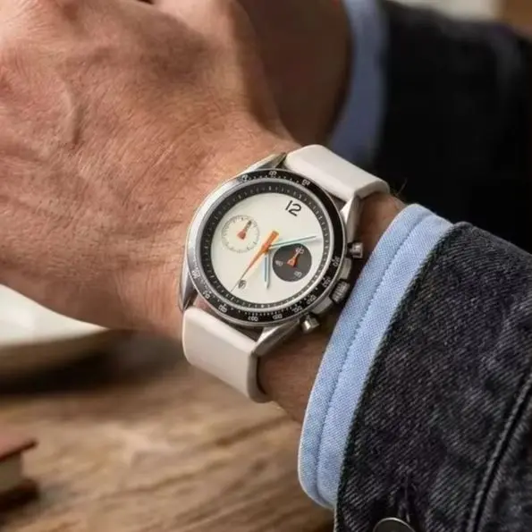 CILOA-Men Vintage Racing Chronograph Watch, Cream Dial Quartz, Soft Silicone Strap Waterproof Gift Watch-507