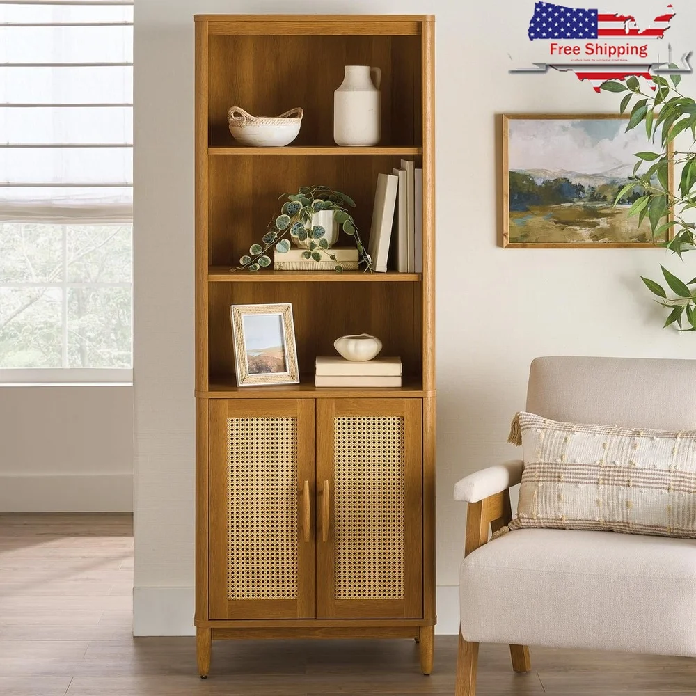 Estantería Springwood con puertas, estantes ajustables, almacenamiento oculto, inserto de ratán, detalles de madera maciza, acabado de miel claro para sala de estar