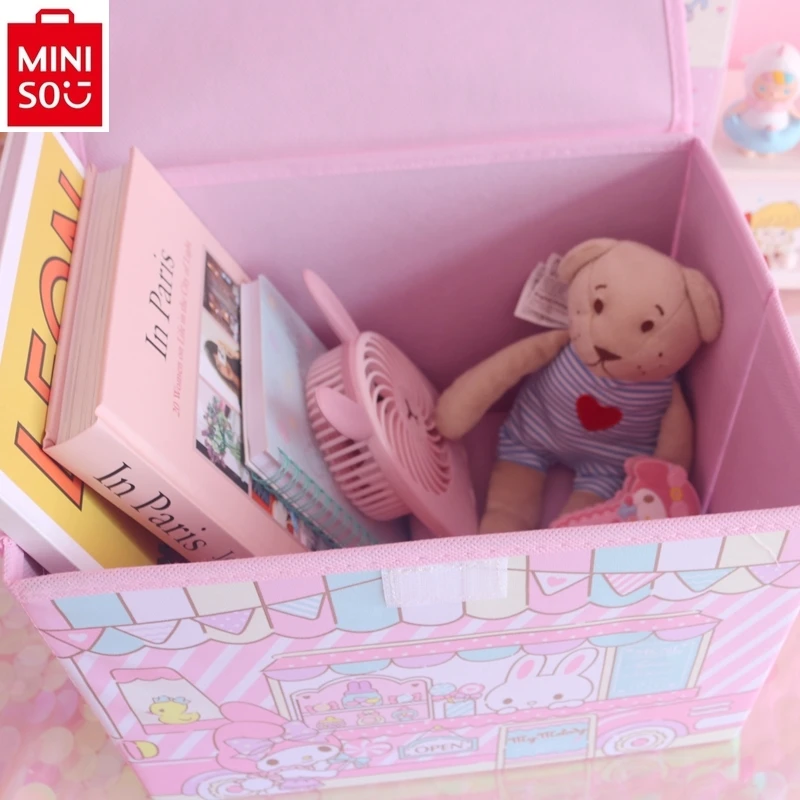 سلة غطس MINISO-hellkitty لمهاجع الطلاب ، صندوق قابل للطي ، حقيبة تخزين متعددة الوظائف حلوة ورائعة للنساء