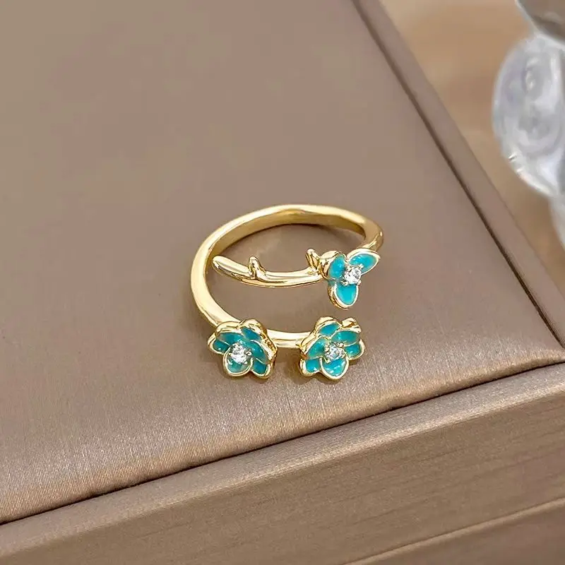 Elegant Blue Flower Adjustable Open Ring for Women Vintage Golden Copper Irregular Finger Ring New Trendy Jewelry Accessories