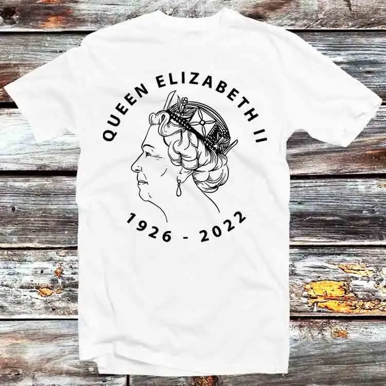 Elizabeth Ii Queen Of England Since 1952 T Shirt Vintage Retro Cartoon Anime Top B1122