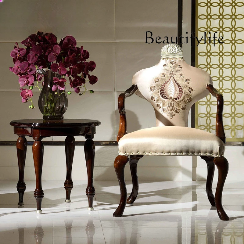 Neoclassical light luxury leisure chair European high-end solid wood carving flower single sofa chair