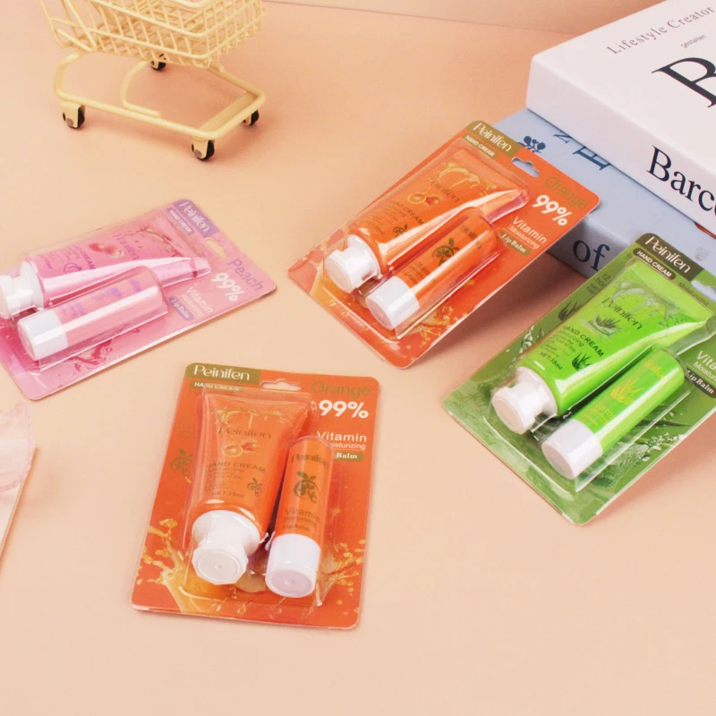 2PC Hand Cream+lipstick Set Moisturizing, Moisturizing, Refreshing, Non greasy, Smoothly Smear Autumn and Winter Gifts