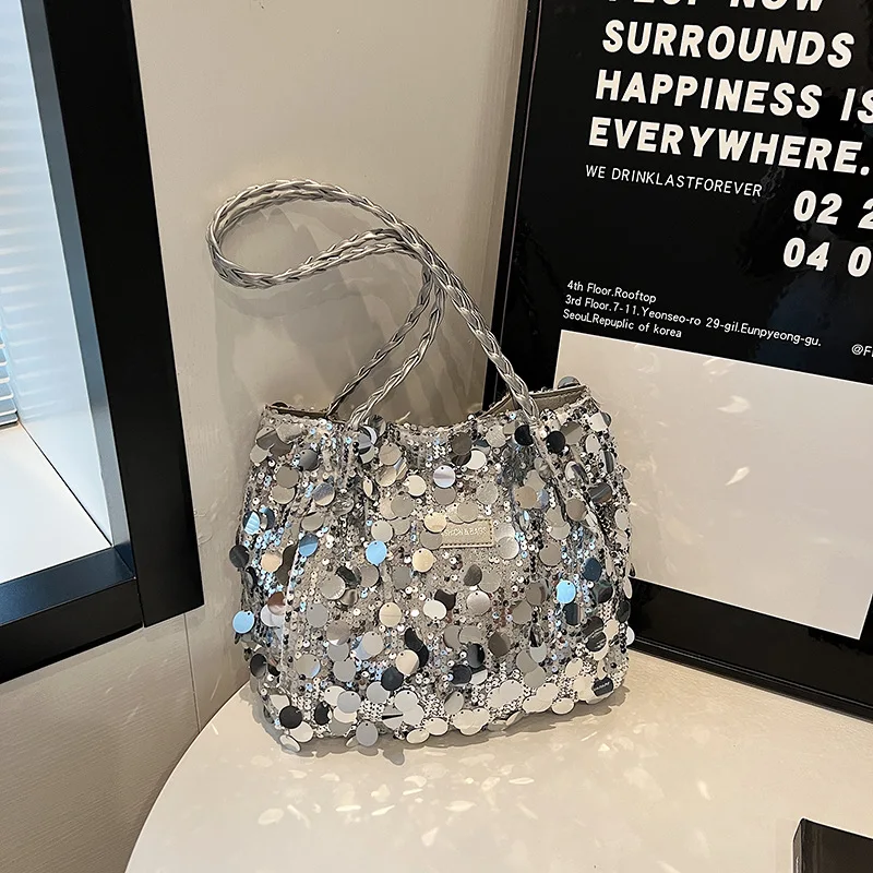 Sparkling Sequin Large Capacity Commuting Tote Bag 2024 New Women\'s Zipper Closure Shoulder Bags Fashion Charm Classroom Handbag