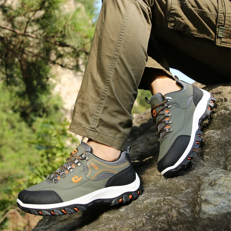 Sepatu kets pria musim panas bermerek sepatu Trekking mokasin pria ringan luar ruangan mewah bersirkulasi untuk pria Zapatillas Hombre