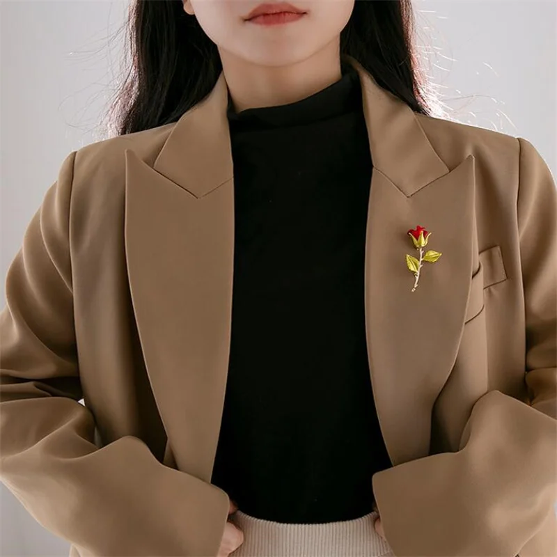 سحر بروش مجوهرات يدويا روز زهرة ليف بروش الملابس التبعي بروش حساسة لاجتماعات الأعمال موضة الزفاف #6